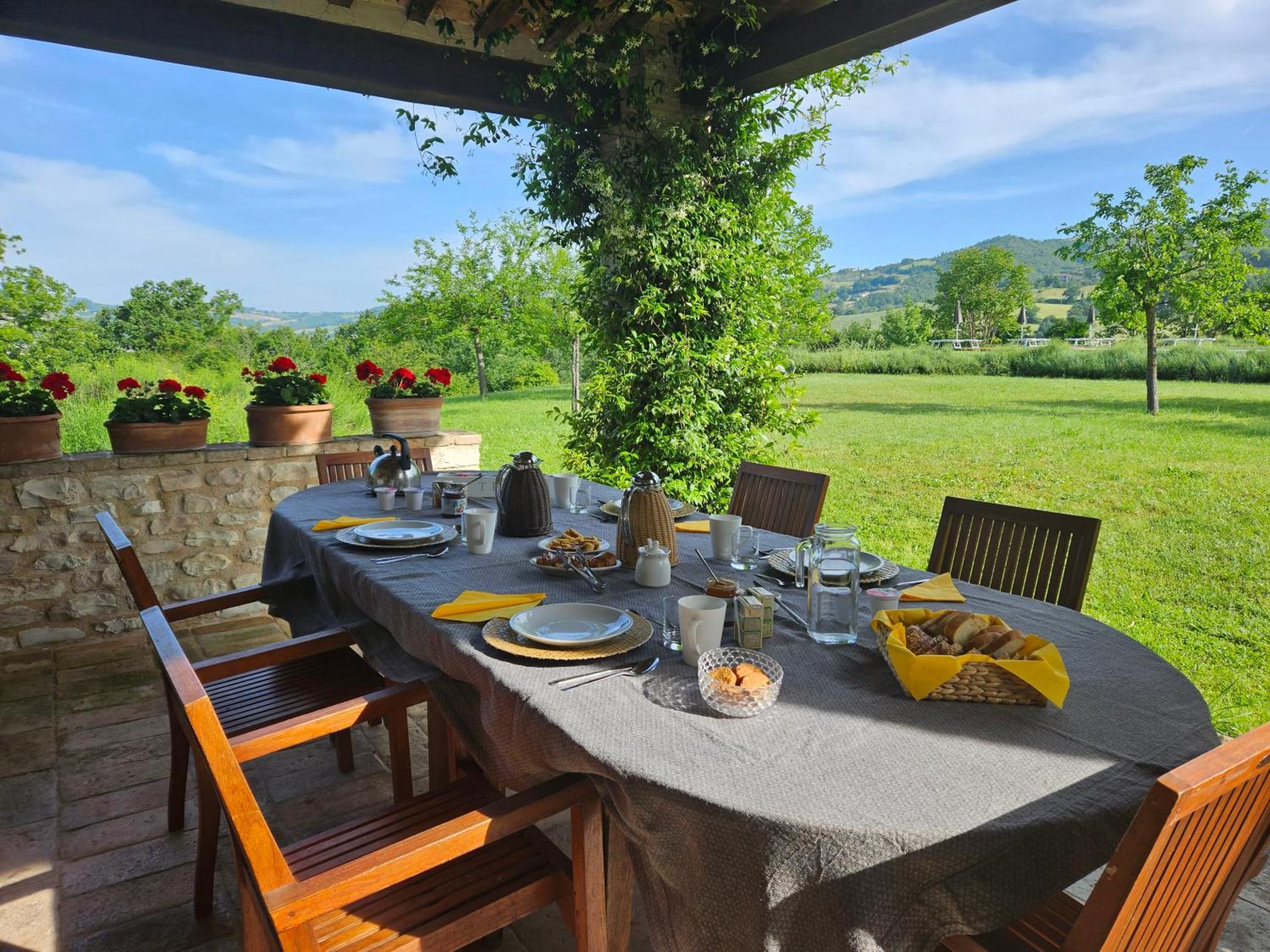 Agriturismo Molleone Cagli Esterno foto